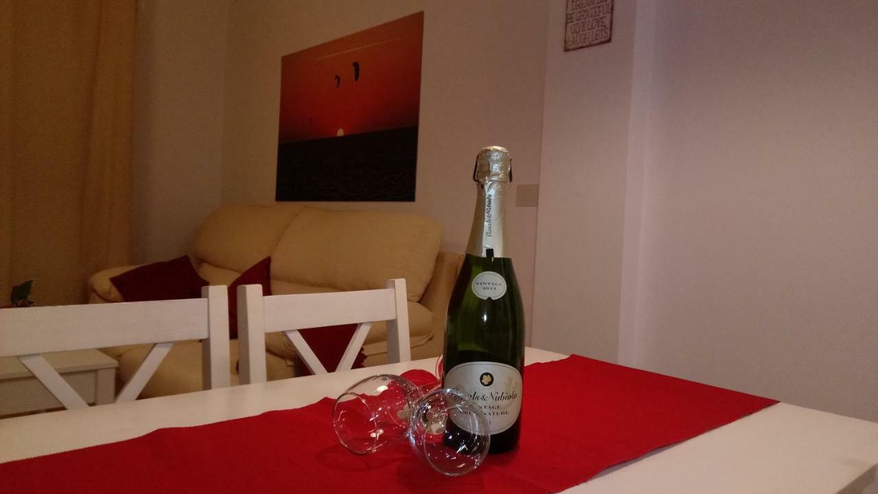 타리파 Bonito, Luminoso, Cerca Del Mar Con Parking 아파트 외부 사진